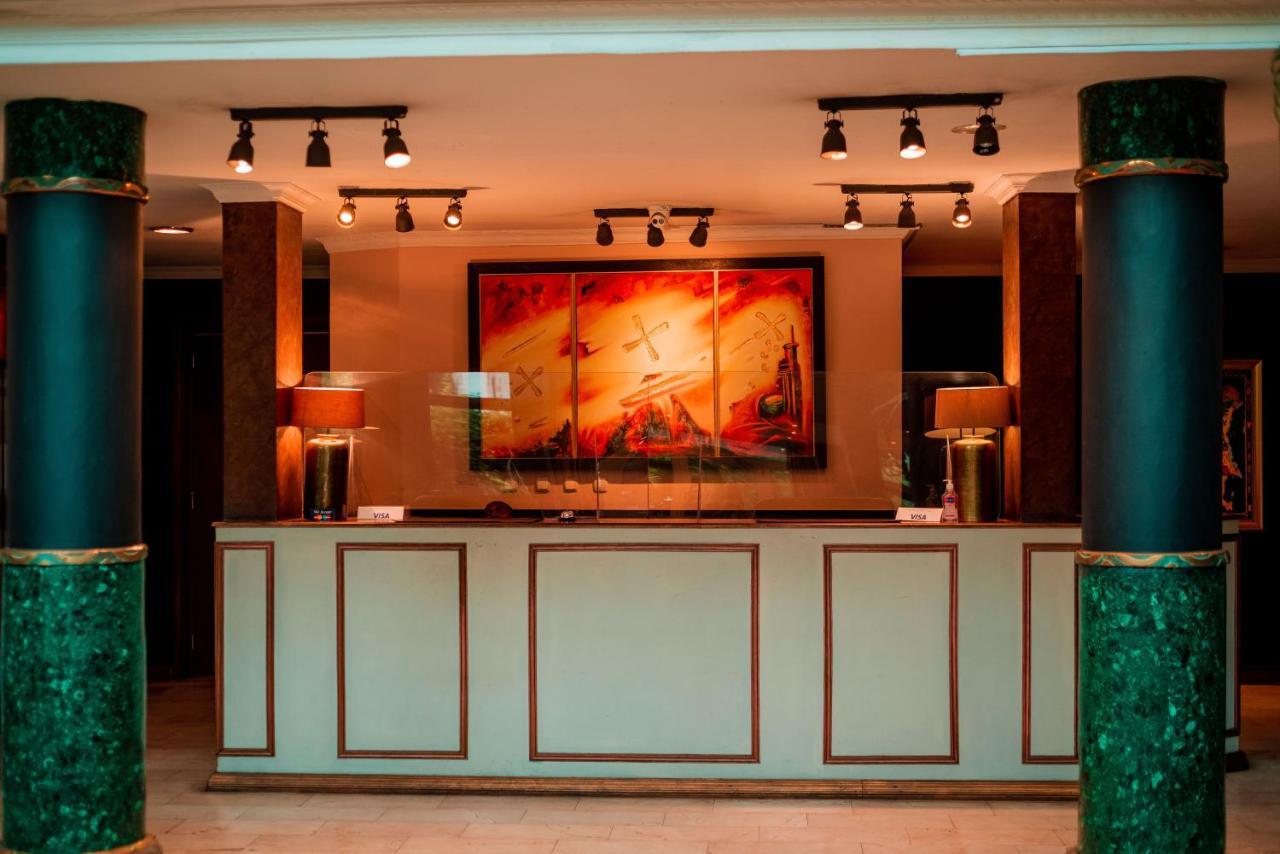 Sultani Hotel คินชาซา ภายนอก รูปภาพ